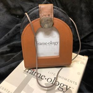 NWOT Frameology Deco Leather Purse photo frame